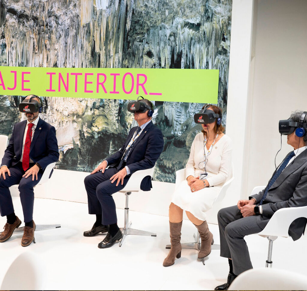 Nerja y su Cueva se presentan juntos en Fitur 2023 y Realidad Virtual